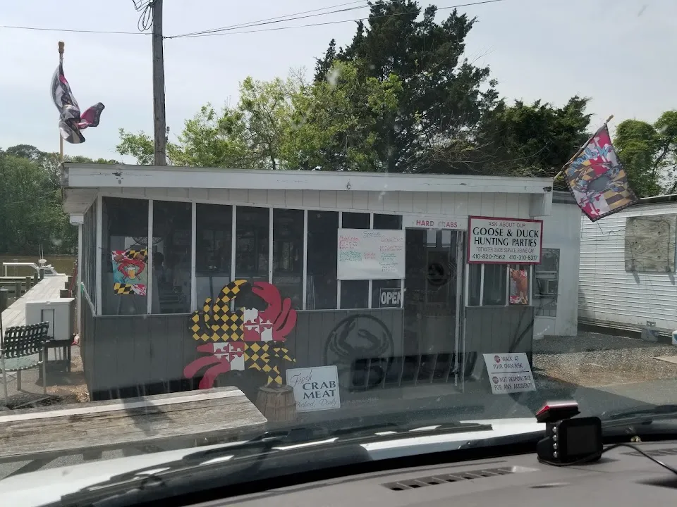 Gay's Seafood & Deli