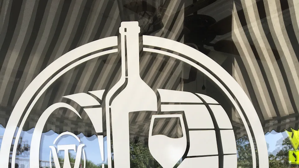 Wine & Tapas Bar