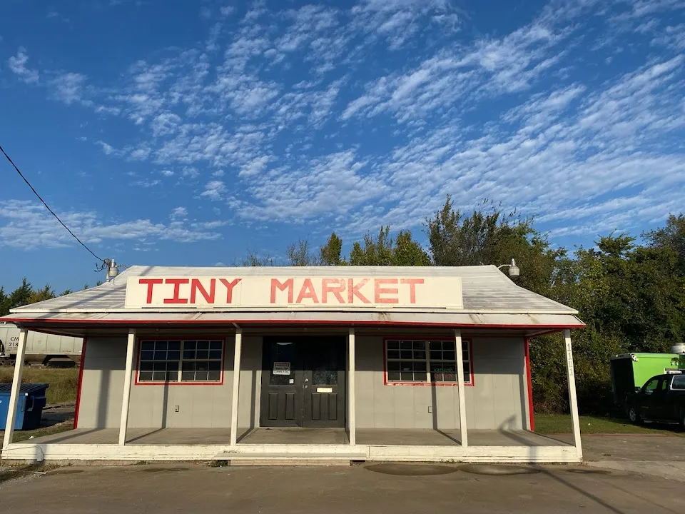Tiny Market & Taqueria Yessy