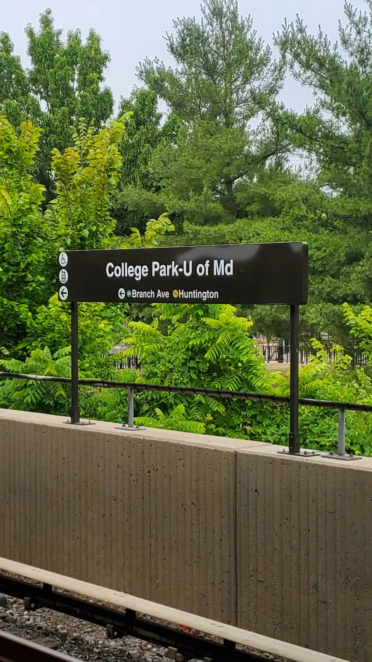 College Park Metro Station Kiss And Ride