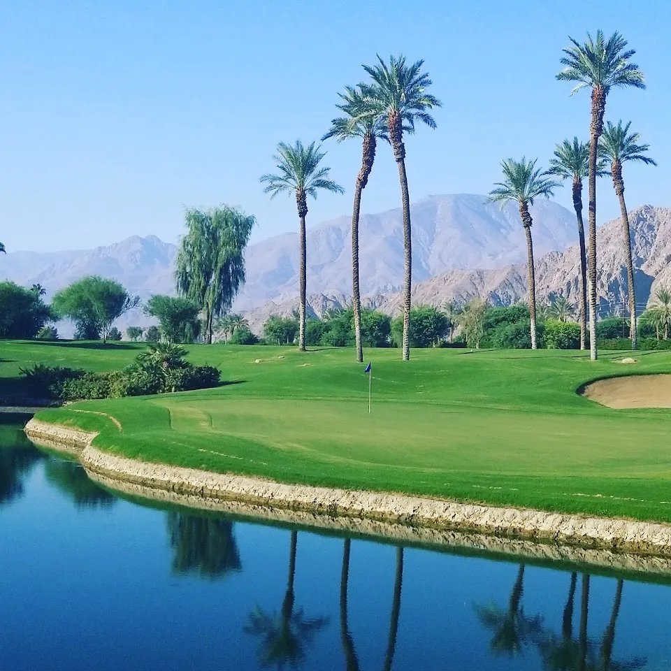 Mountain View Country Club