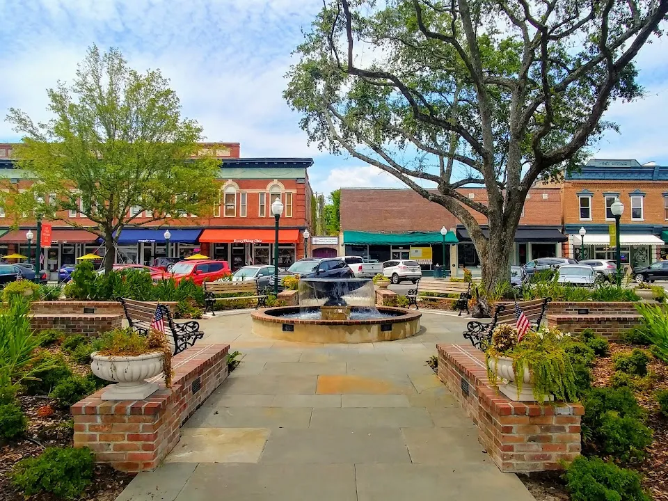 Hutchinson Square