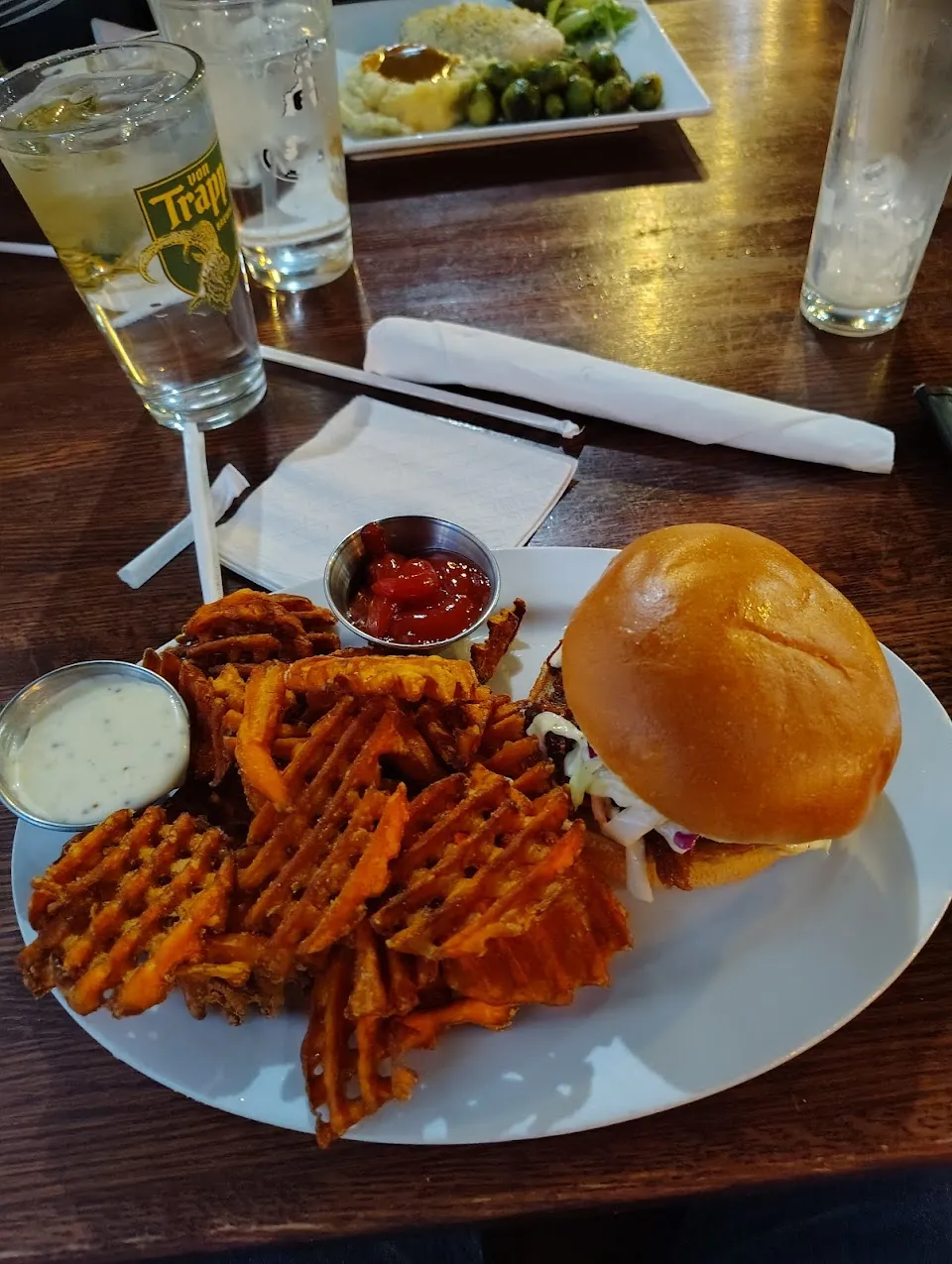 Taverne on the Square