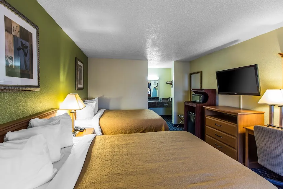 Quality Inn Savannah Midtown