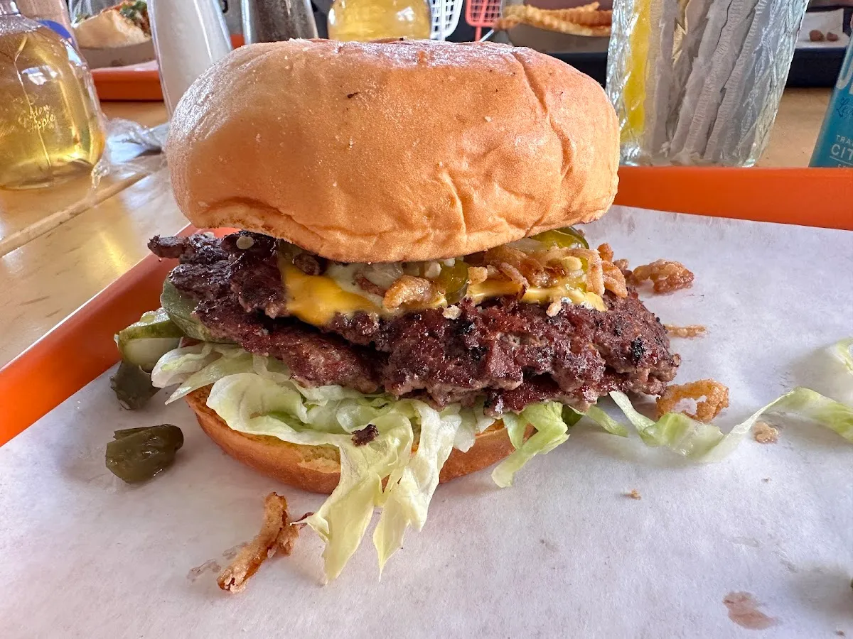 BULLY RUN Smash Burgers and Milk Shakes