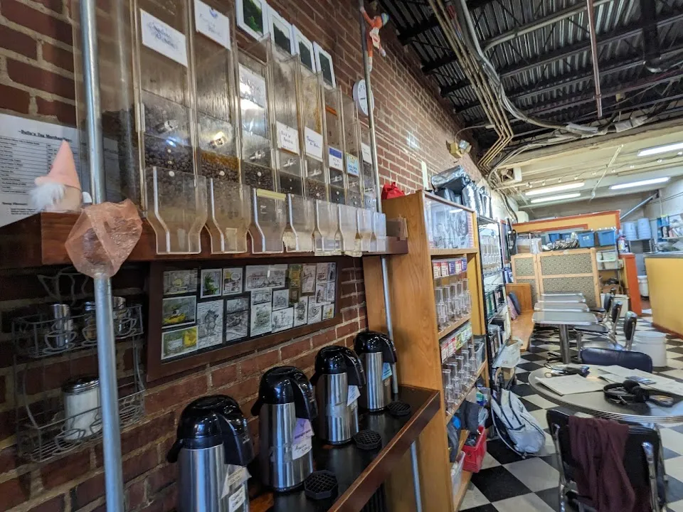 Bollo's Cafe & Bakery