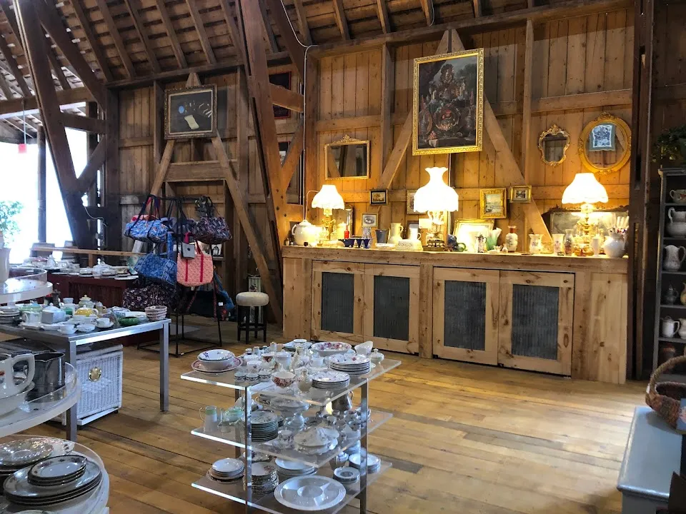 Paradise Gardens, Gatherings & Gifts