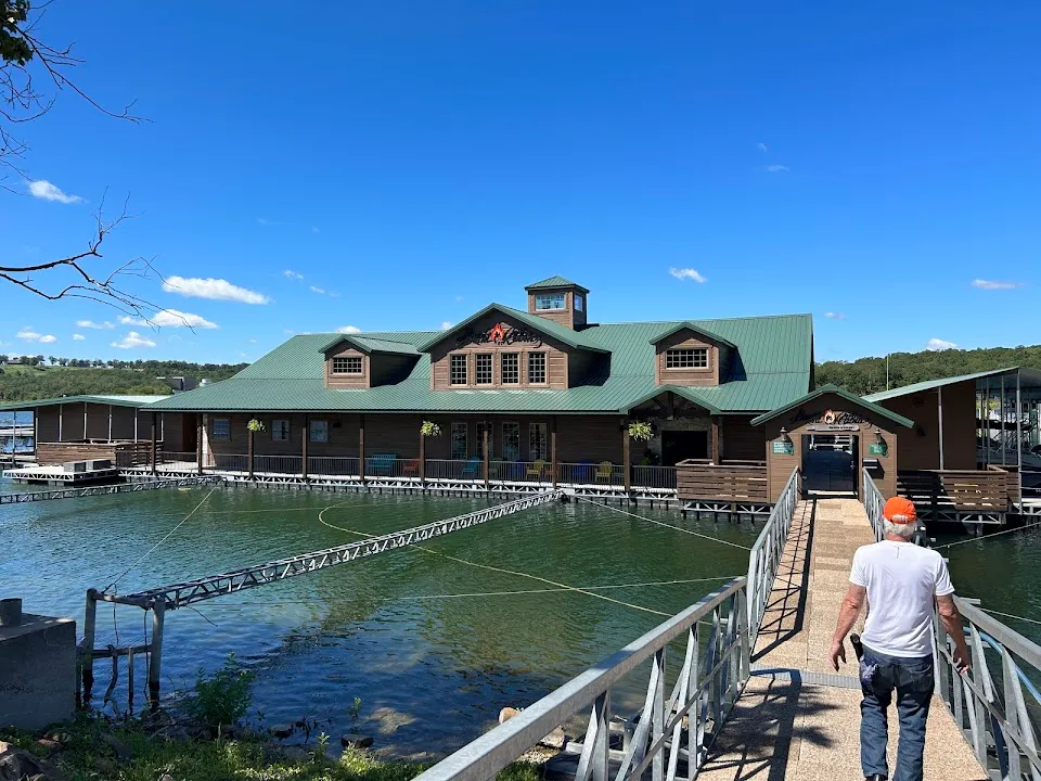 Burnt Cabin Marina & Resort