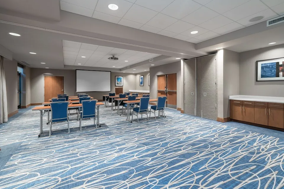 Hampton Inn & Suites Newburgh Stewart Airport
