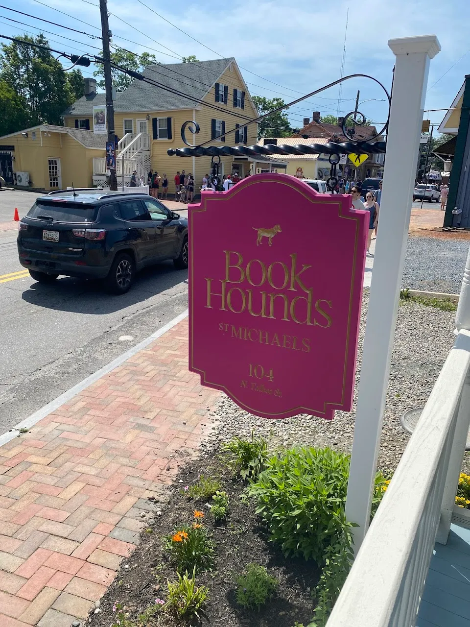 Book Hounds