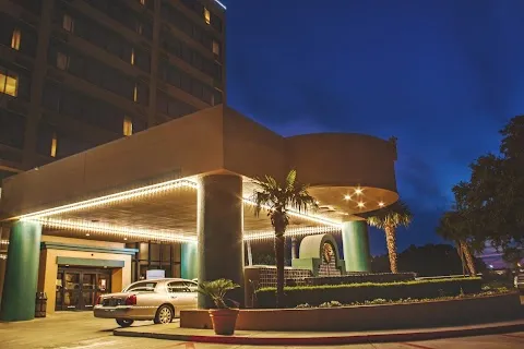 MCM Elegante Hotel Beaumont
