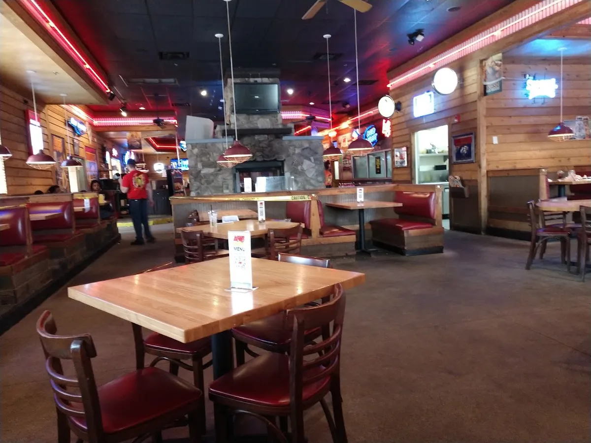 Logan's Roadhouse