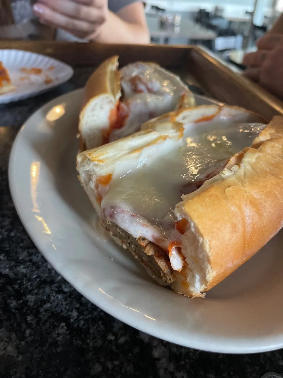 Rookie's Pizzeria, Restaurant & Bar
