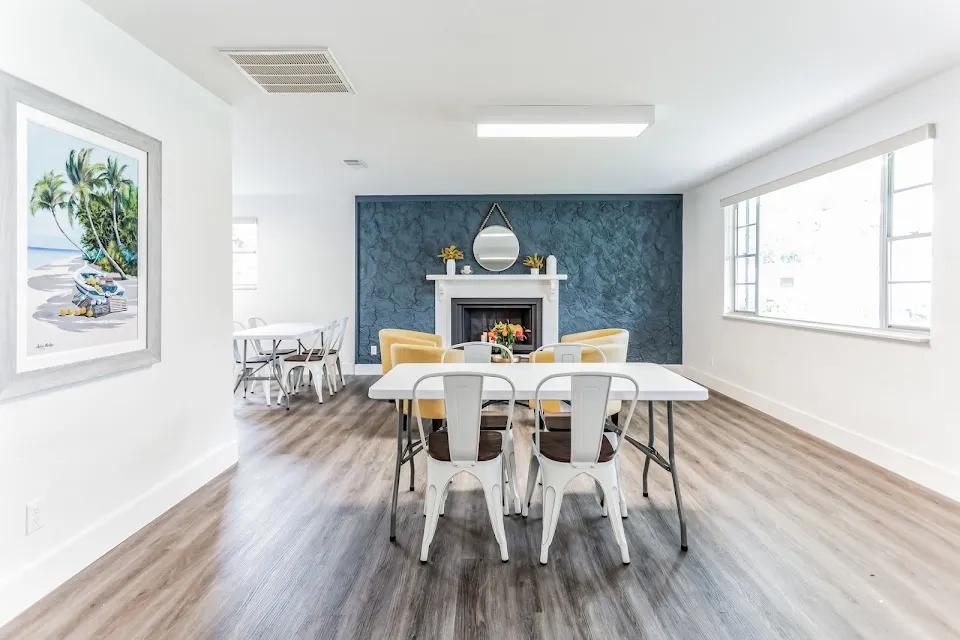 Elmwood 55+ Manufactured Home Community