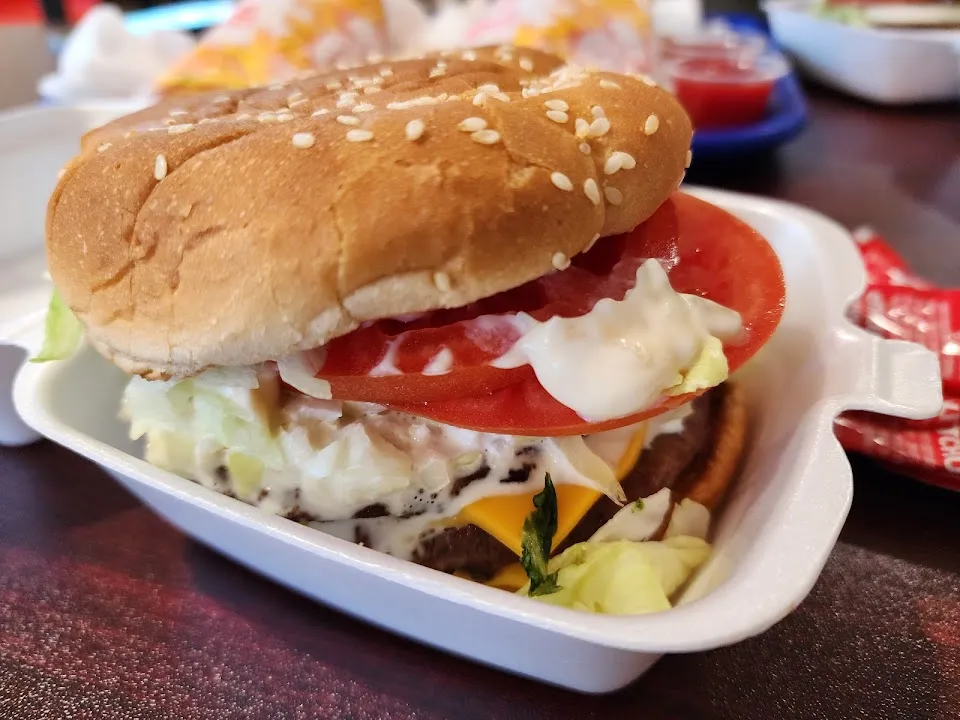 Pete's Burgers and More