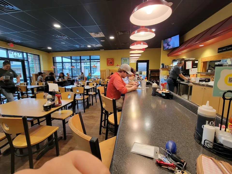 Eggs Up Grill