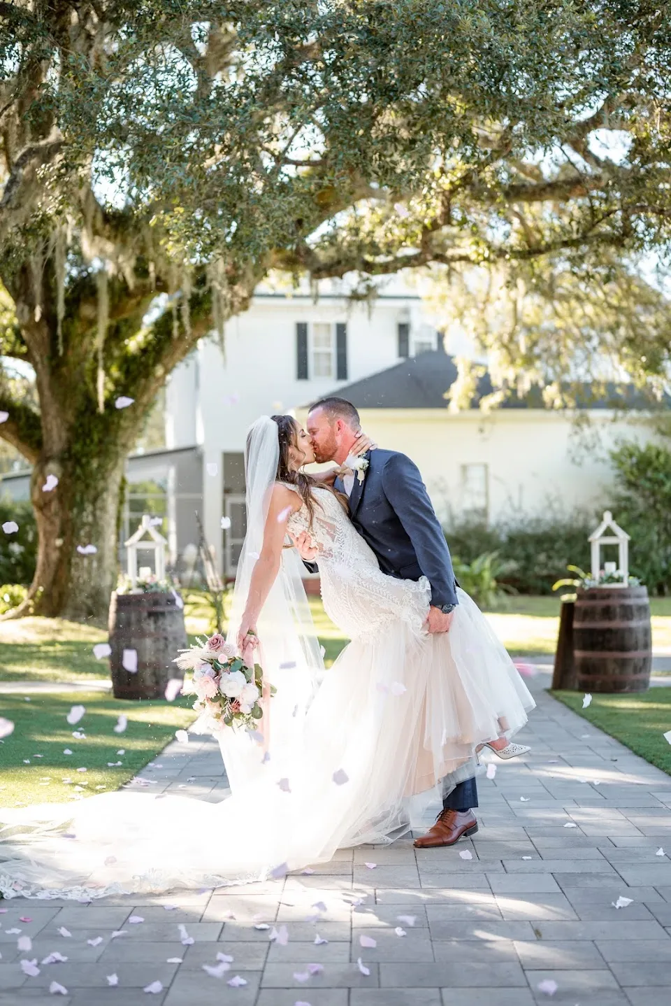 Legacy Lane Weddings
