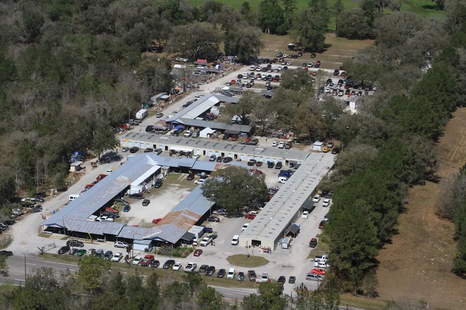 Airport Farmers & Flea Market
