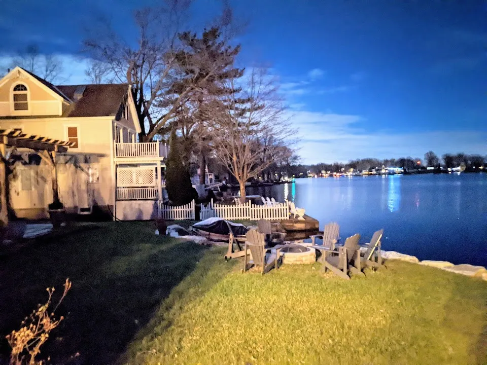 Lakeview House