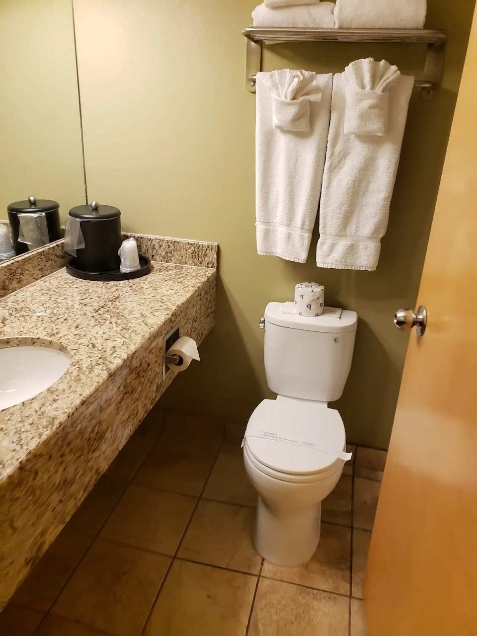 Harvest Inn Hotel