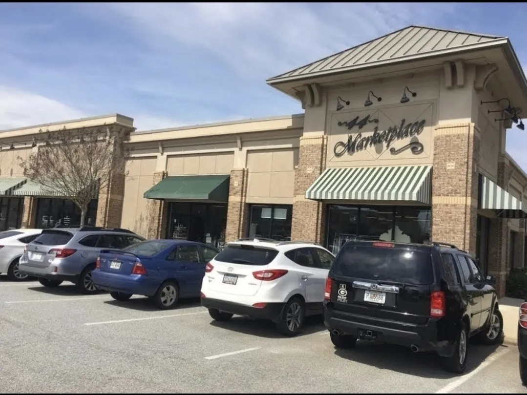 44 Marketplace