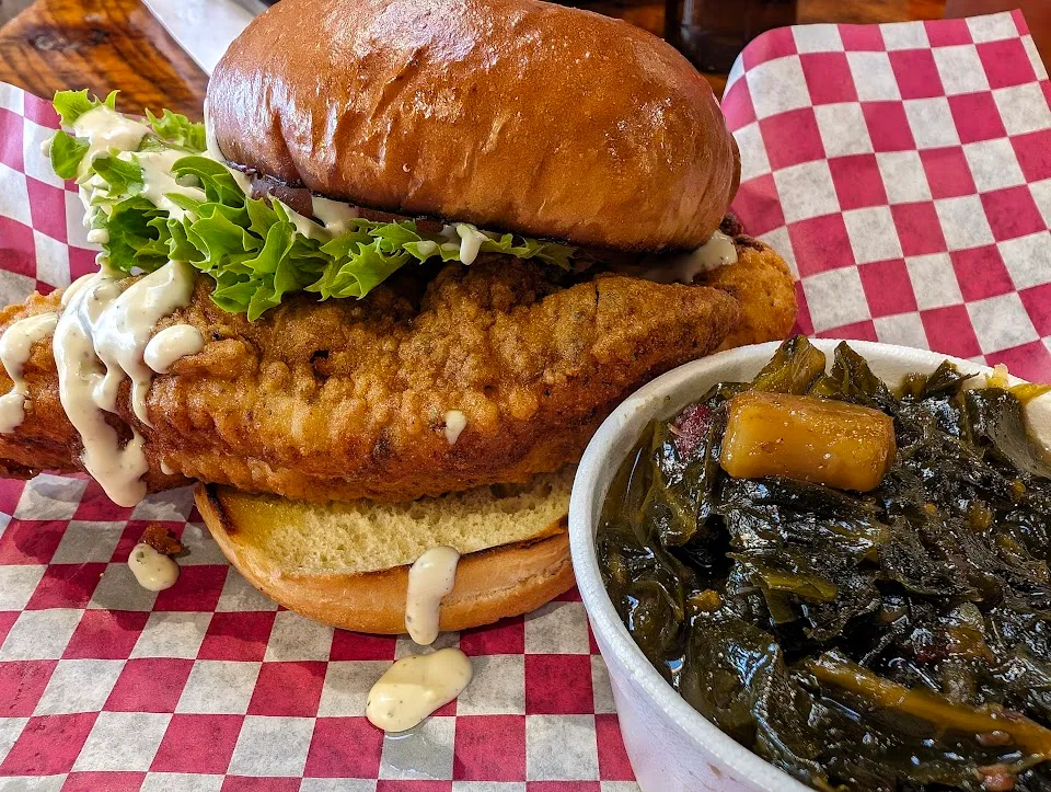 Piggybacks BBQ & Catfish