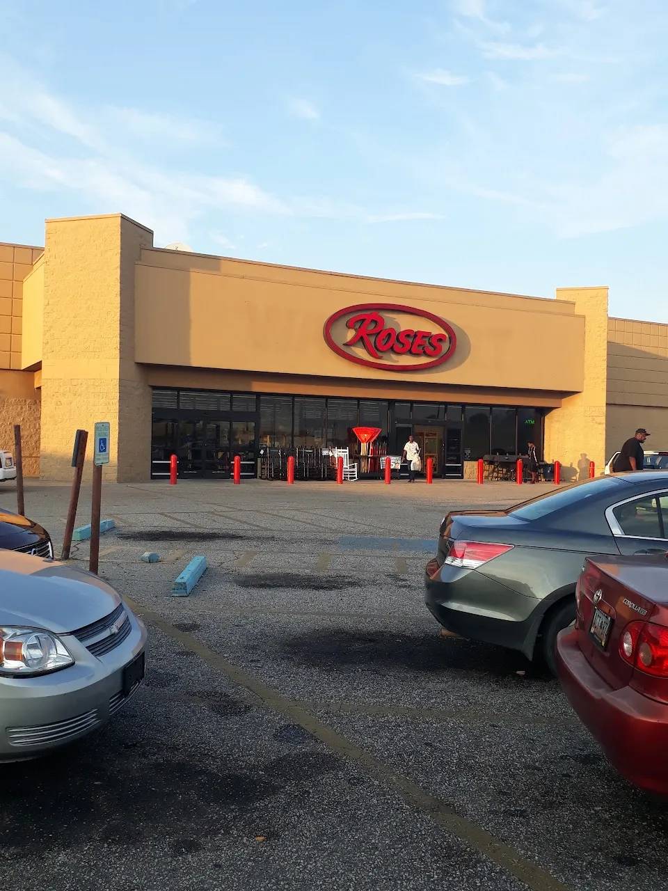 Roses Discount Store