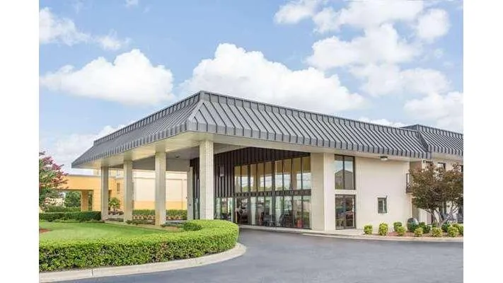 Days Inn by Wyndham Florence/I-95 North