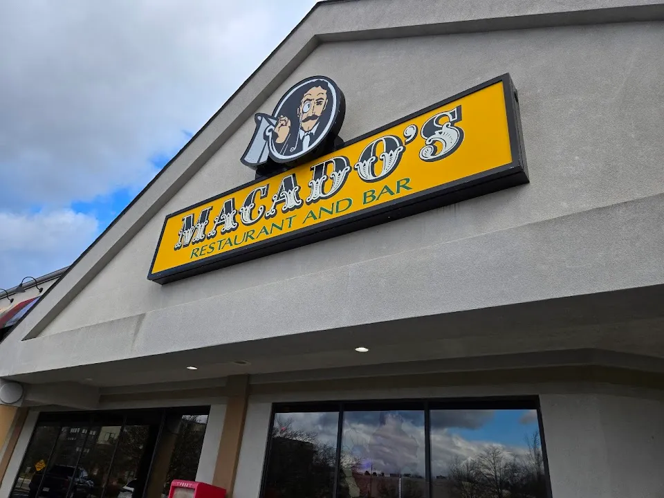 Macado's