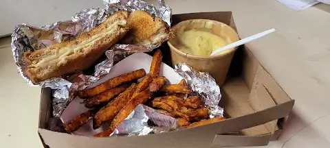 Suzy Q’s Ice Cream & Grill