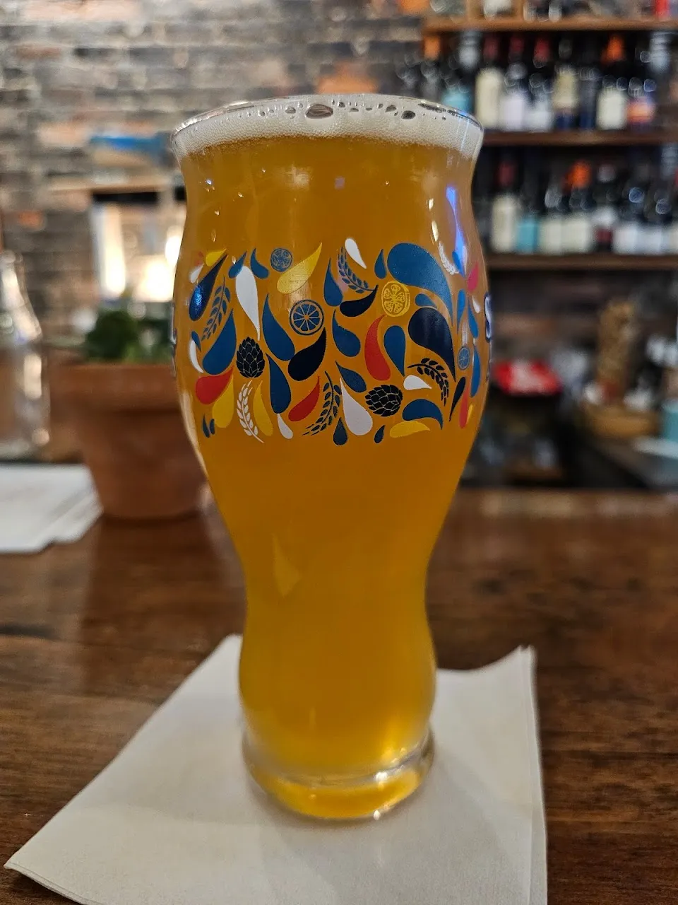 Cru Wine & Tap