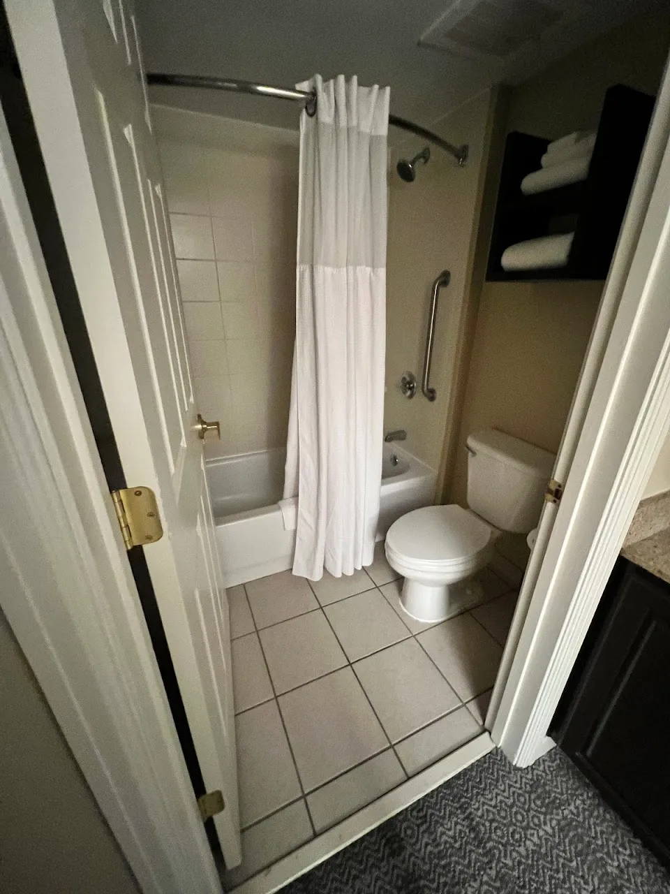 Staybridge Suites Savannah Historic District, an IHG Hotel