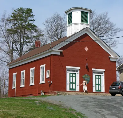 Huguenot School House