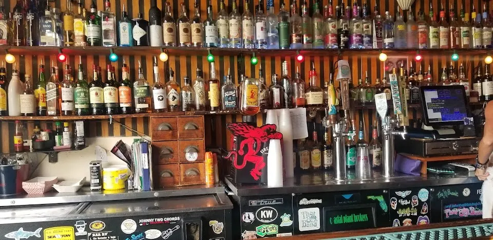 Beachside Tavern