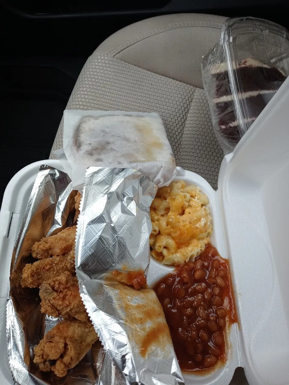 D&B Fish and Barbecue