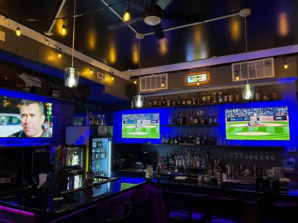 Easton Pizzeria & Tavern