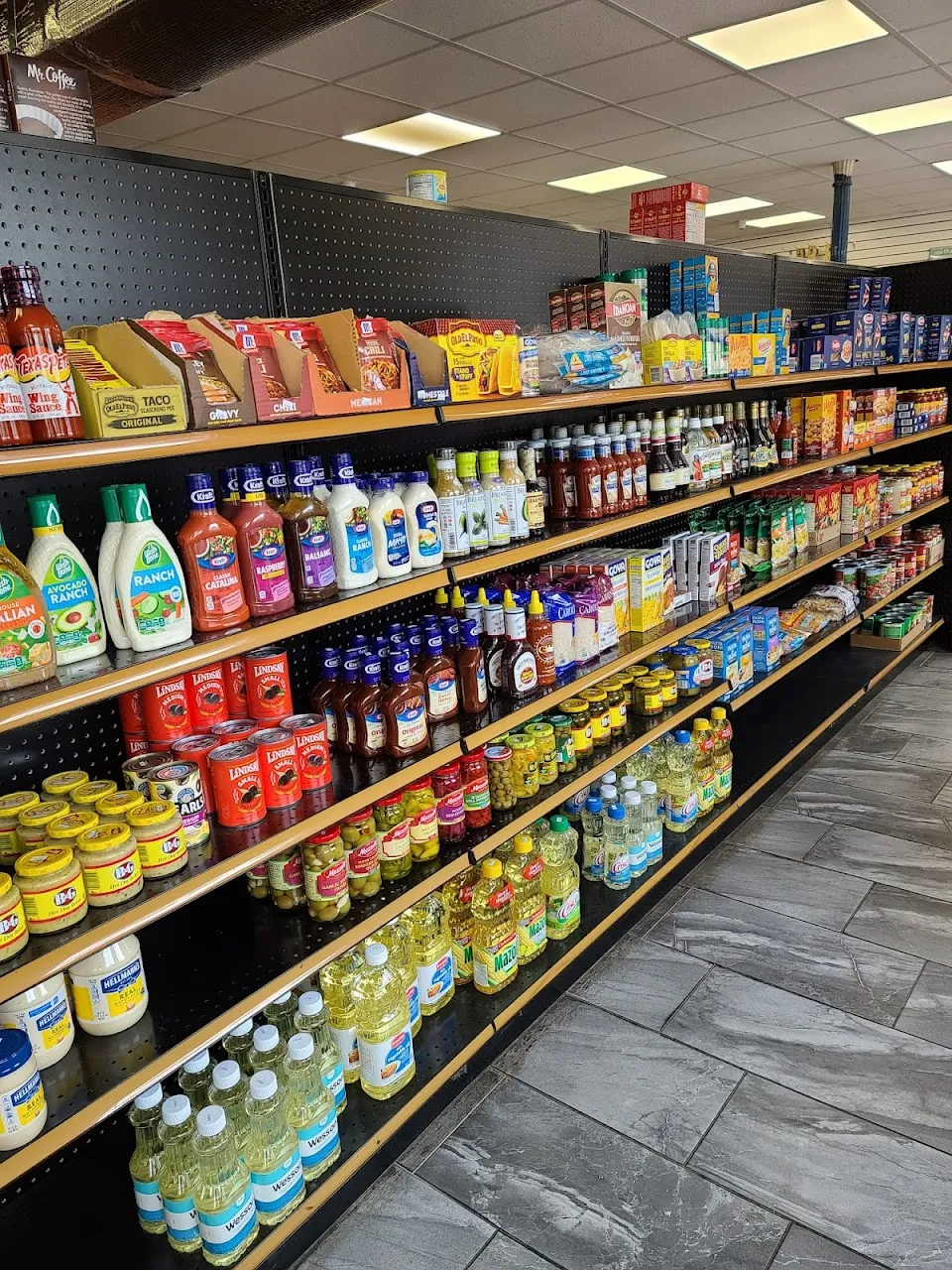 Mick's Deli & Grocery