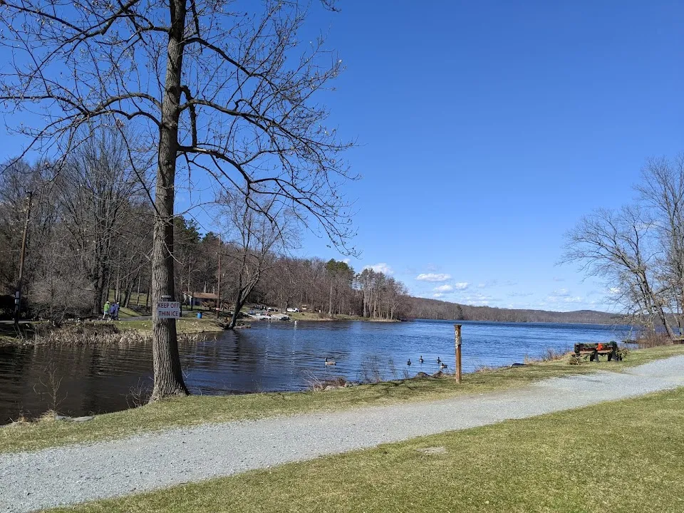 Chadwick Lake