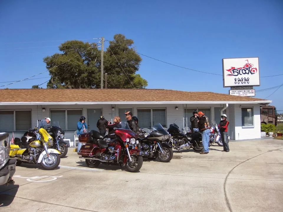 Scoot Inn