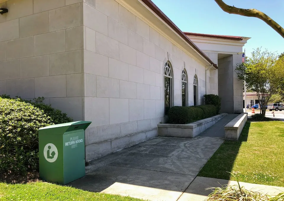 Pamplico Public Library
