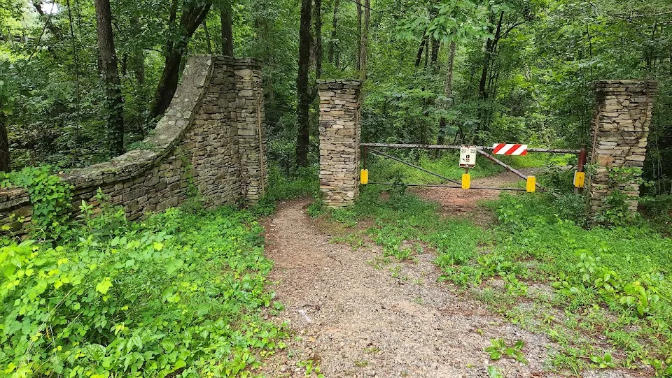 Reedy Branch Falls Trailhead