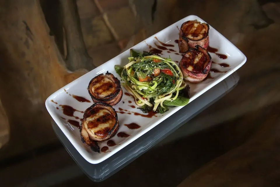 Norwood's Restaurant & Treehouse Bar