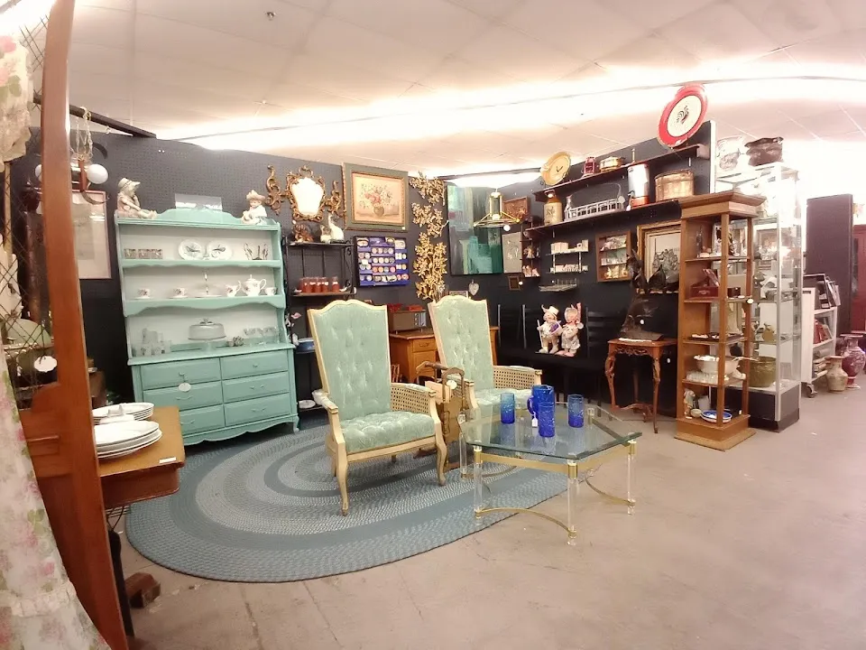 Newburgh Vintage Emporium
