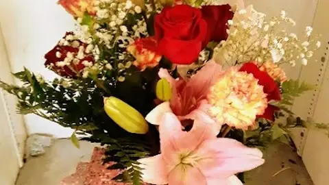 ROSE PETALS FLORIST