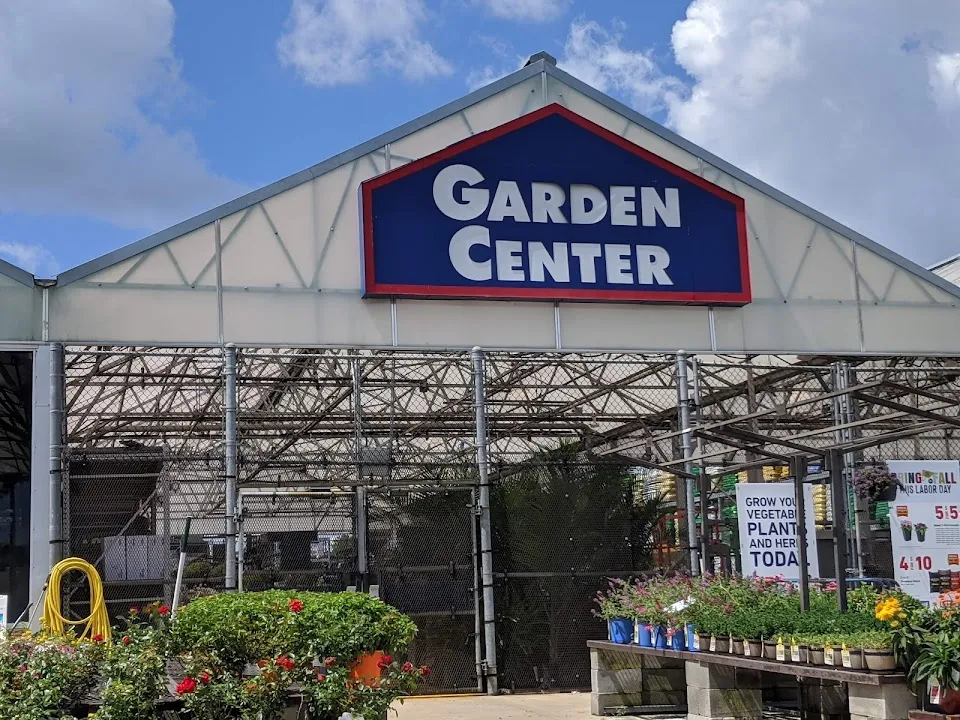 Lowe's Garden Center