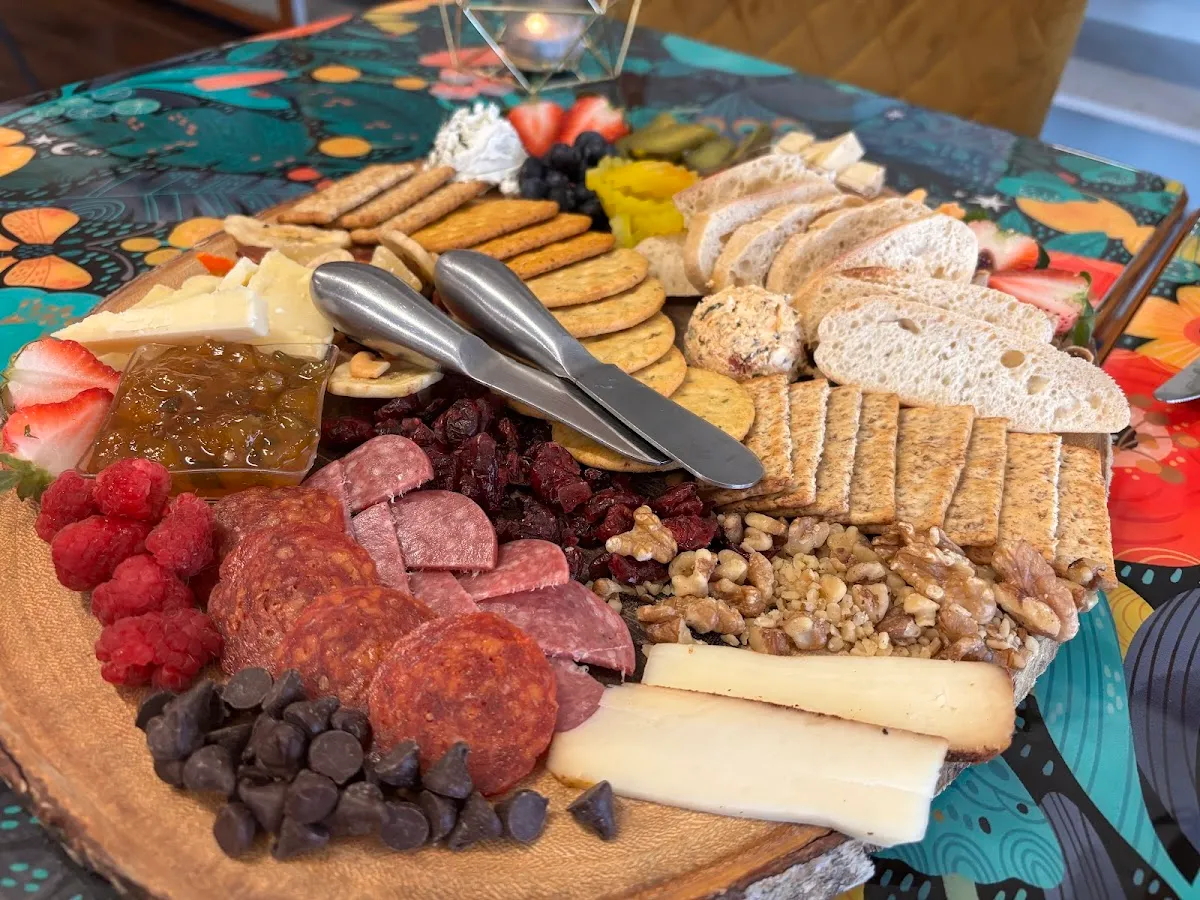 Ophelia's Wines & Bites