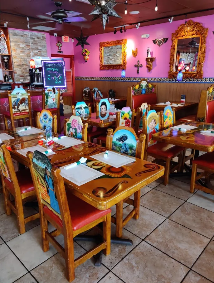 Chulas Mexican Grill