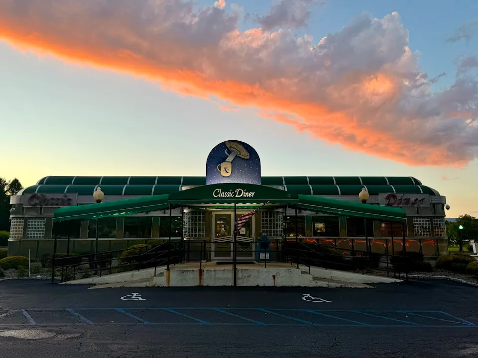 The Cup & Saucer Diner