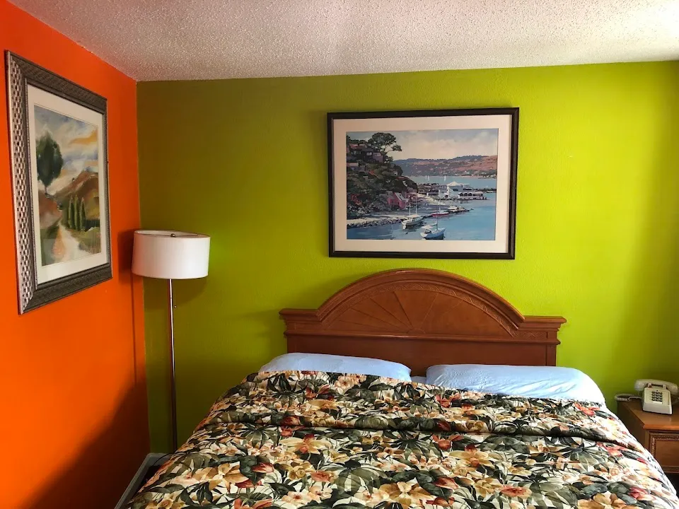 Traveler's Inn