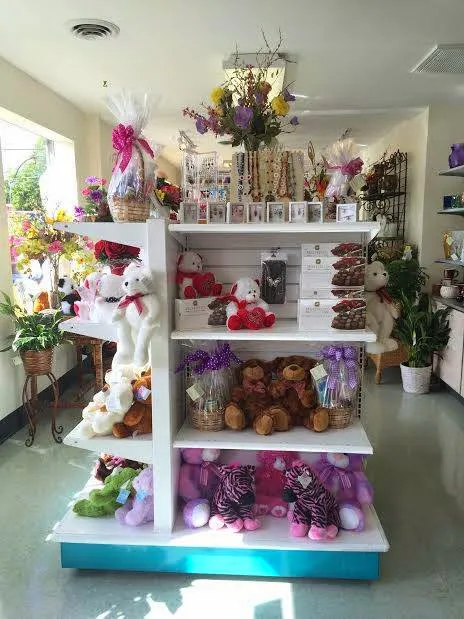 Wood's Flowers and Gifts